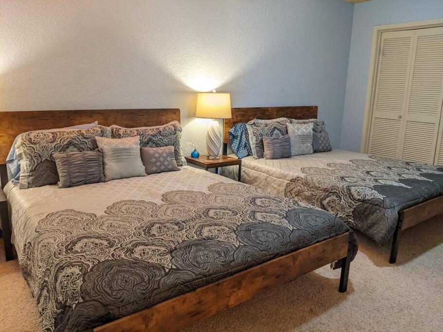 Corner Lake Getaway Apartment Bella Vista ภายนอก รูปภาพ