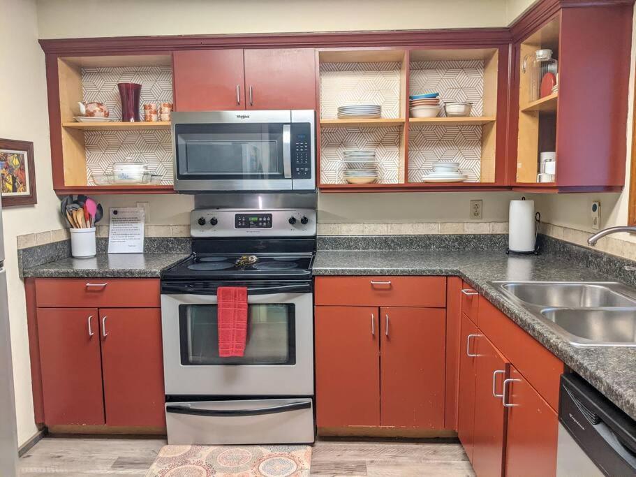 Corner Lake Getaway Apartment Bella Vista ภายนอก รูปภาพ